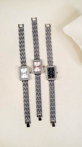 ساعت دخترانه هانگری مستطیل سیلور کد 1573